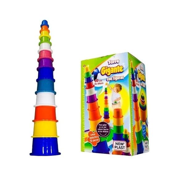 Torre Gigante con Figuras